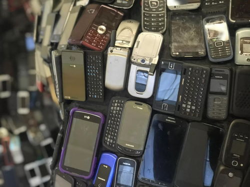 當(dāng)科技遇見藝術(shù) 廢舊電子產(chǎn)品雕塑中的時代印記